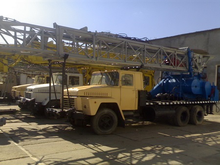  Самоходная буровая установка "УБВ - 600"