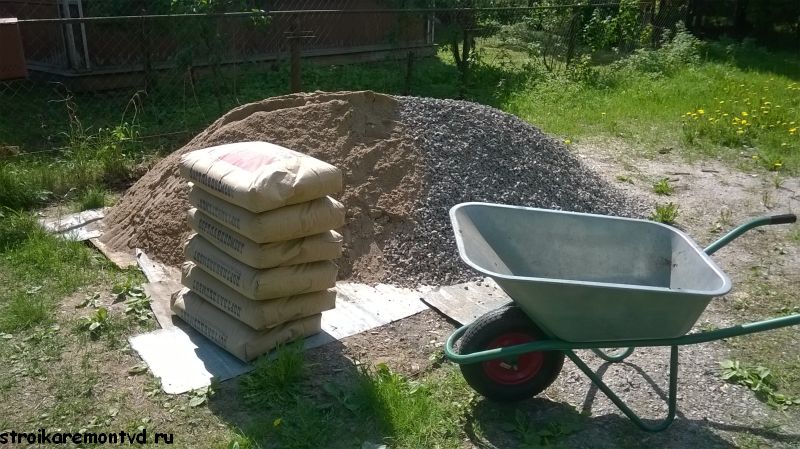 zalivaem-betonny`i-pol- (5)